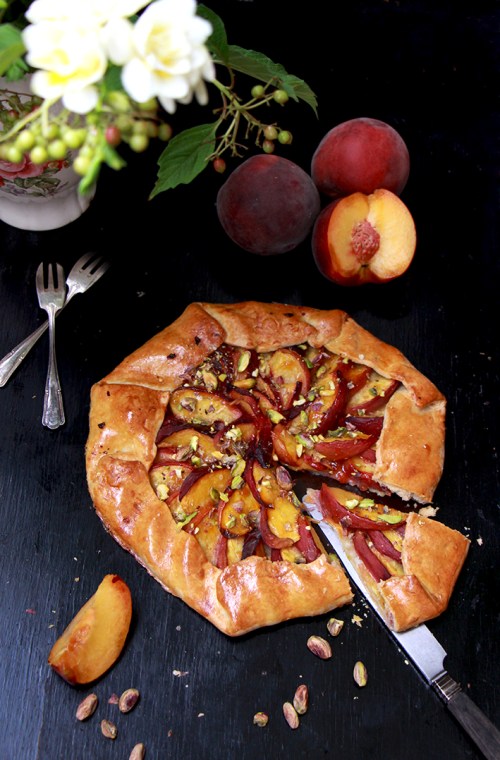 Tarte_rustique_aux_peches_devorezmoi_04