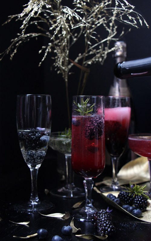 Coctail_champagne_mure_myrtilles_romarin_devorezmoi_04